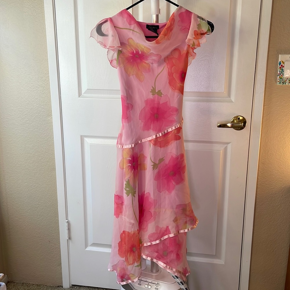 Vintage Speechless girls floral dress with asymmetrical bottom and tie back